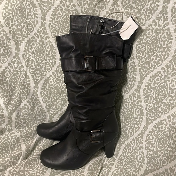 New Rue 21 zip up boots, black, size Medium (women's 6-7), with heel - Picture 2 of 10